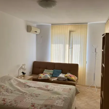 4 Kavarna Bulgaria Apartmán Bozhurets